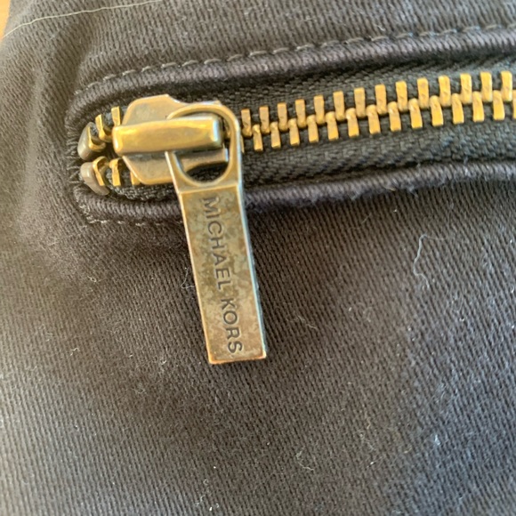 Michael Kors Skinny Gold Zipper Women’s Black 8 Jeans Preloved - Picture 10 of 10